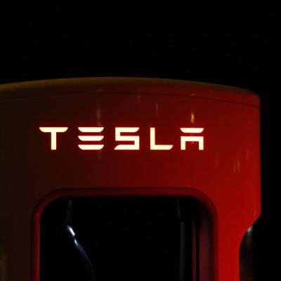 Tesla stellt neues Premium-Modell Y in Europa, den USA und Kanada vor